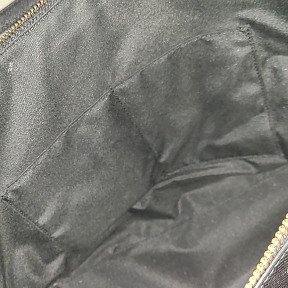 Coach Gallery Tote in Black Crossgrain‎ Leather with Goldtone Hardware - Picture 10 of 16